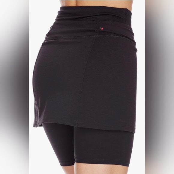 SPANX Black Power Skort - Picture 2 of 9